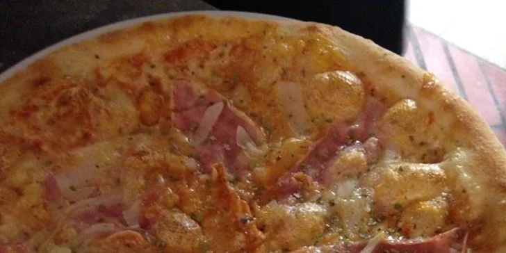 Vezměte partnera na dobré jídlo: pizza nebo pasta pro dva v centru Ostravy