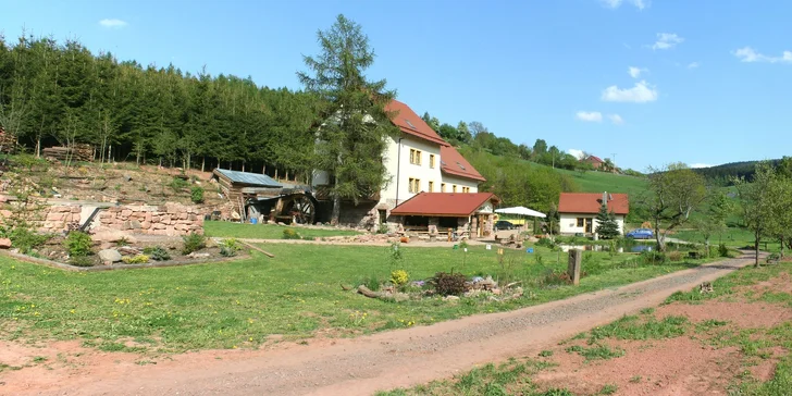 Pohodový pobyt na 2 až 3 dny s polopenzí v stylovém mlýnu v Podkrkonoší