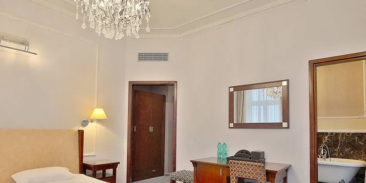 Relax ve špičkovém 4* hotelu Sun: wellness procedury, polopenze, bazén