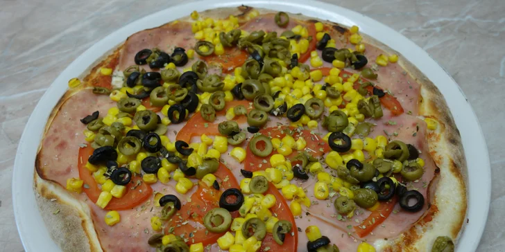 Jídlo s sebou: pizza dle výběru, zapečené těstoviny nebo burger s hranolky