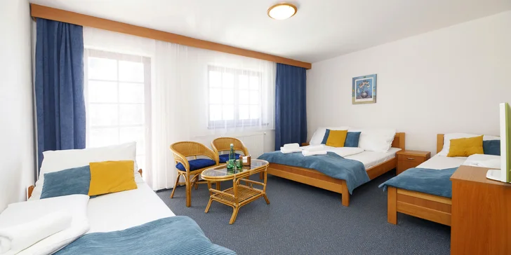 Připravený budete mít pokoj o rozměru cca 28–37 m² (dle výběru).