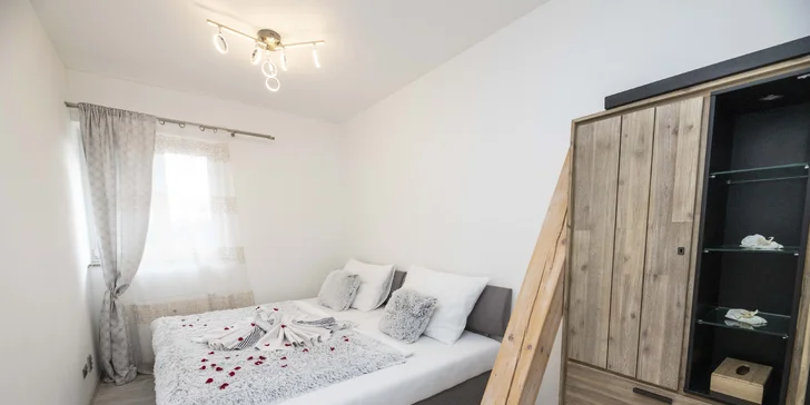 Snídani vám domluvený čas přinesou až do apartmánu. 