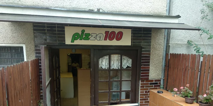 Jídlo s sebou: pizza dle výběru, zapečené těstoviny nebo burger s hranolky