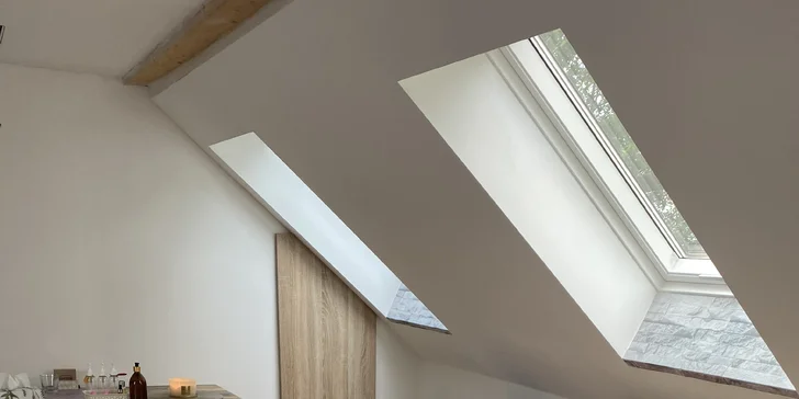 Jde o jemnější techniku zaměřenou na relax a redukci stresu. 