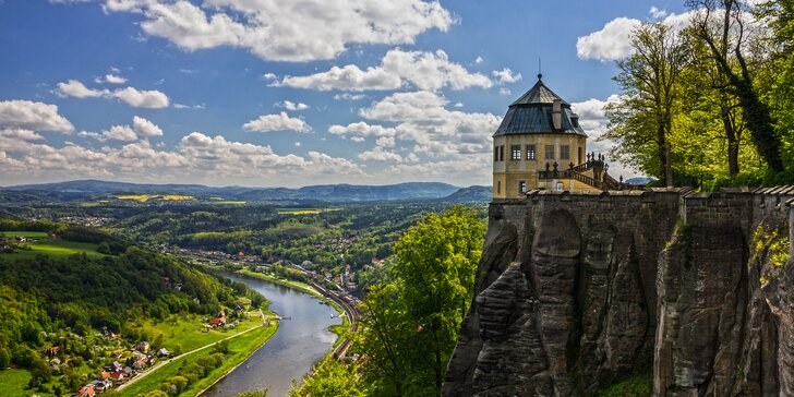 Vlakem na výlet: skalní pevnost Königstein, turistika i plavba lodí po Labi