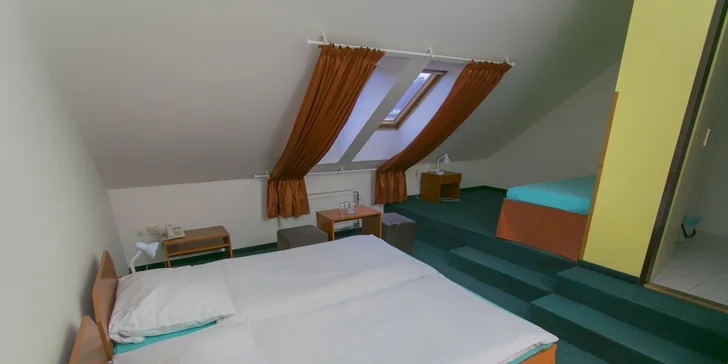 Magická zimní Praha v 3* hotelu se snídaní na Břevnově v blízkosti Hradu