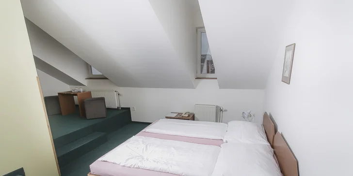 Magická zimní Praha v 3* hotelu se snídaní na Břevnově v blízkosti Hradu