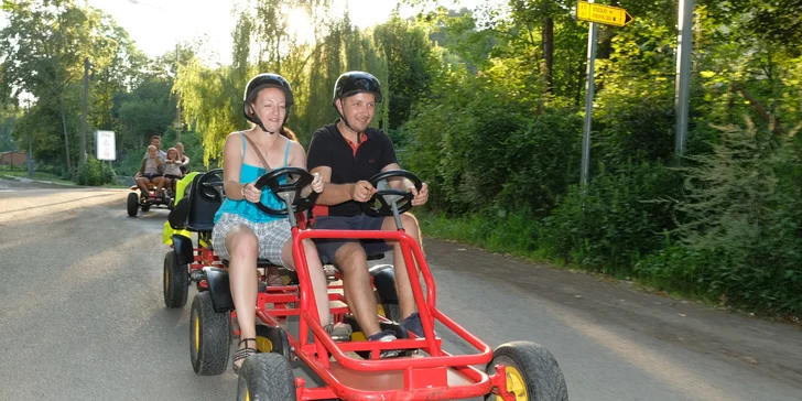 Podzimní Sešup! víkendy: rozjeďte to Prahou z kopce na bugině či koloběžce