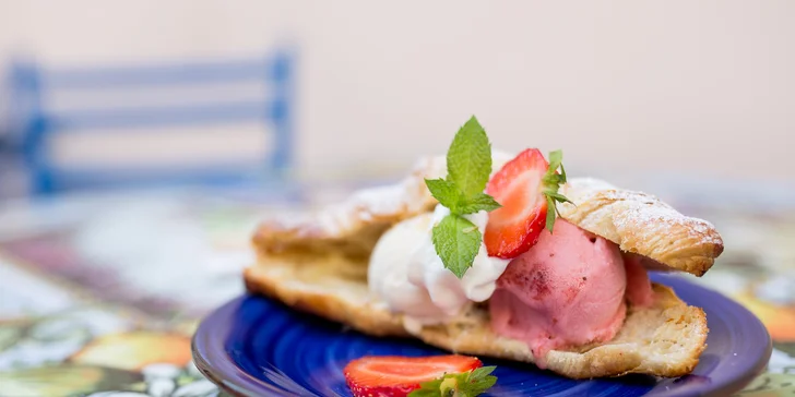 Ochutnajte sicílsku špecialitu Croissant con gelato - sladučký croissant plnený kopčekmi zmrzliny!