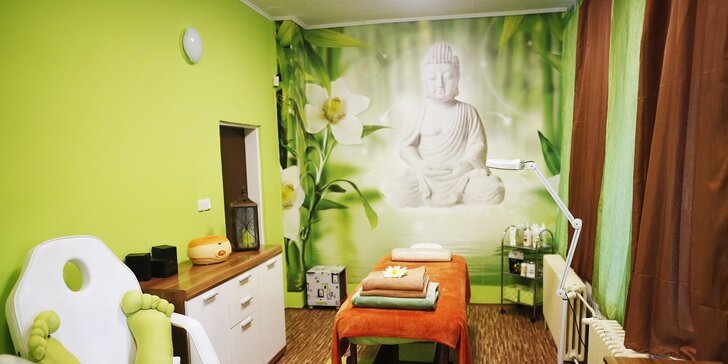 Dokonalá relaxace: celotělová čínská energetická masáž včetně zábalu na ruce