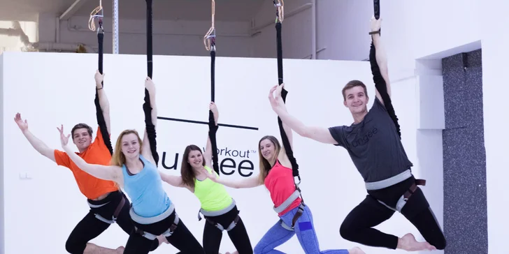 Lekce zábavného bungee cvičení nebo kredity na jakékoli lekce ve fitku