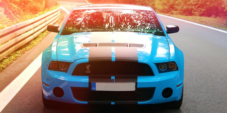 Sedněte za volant nabušeného sporťáku: 30-60min. jízda snů v Mustang GT