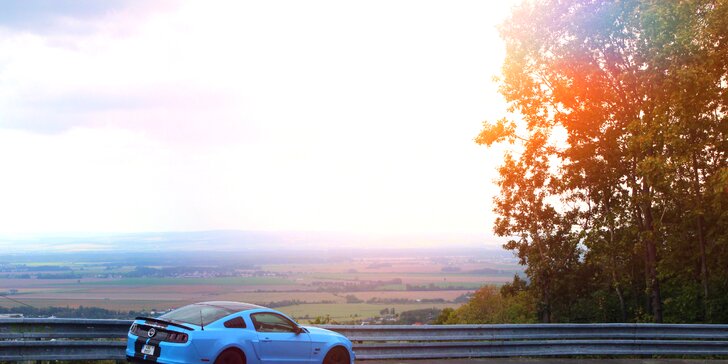Za volantem nabušeného sporťáku: 30–60 min. jízdy snů ve voze Mustang GT nebo Camaro SS