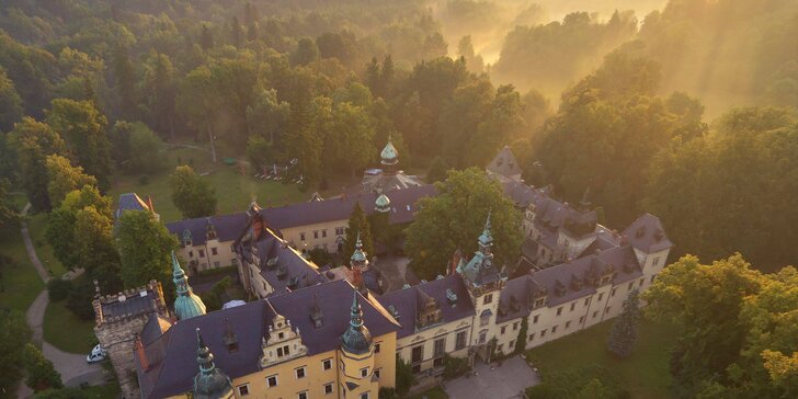 Pobyt na romantickém zámku v Polsku s wellness, polopenzí i sportem