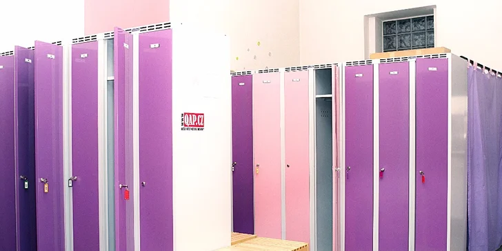 Permanentka do dámského fitness centra na 2 týdny a skupinová cvičení