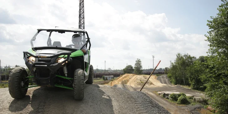 Akční jízda za volantem buggy: 15 či 30 minut jízdy se zkušeným instruktorem