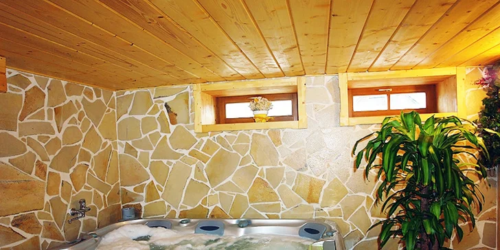 Pobyt pro dva v Nízkých Tatrách: turistika, lyžování i relax