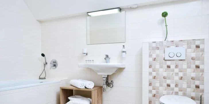 Dovolená v přírodě Jizerek pro dva i rodinu: polopenze, wellness i bazén