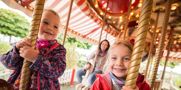 Německý zábavní park Belantis: horské dráhy, kolotoče, piráti i indiáni