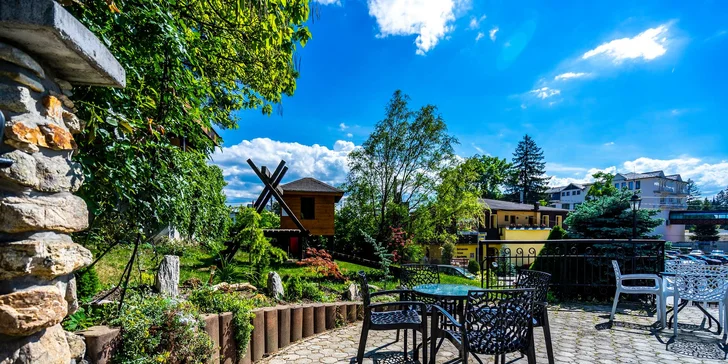Relax v centru lázeňského města Rajecké Teplice s privátním wellness pro dva