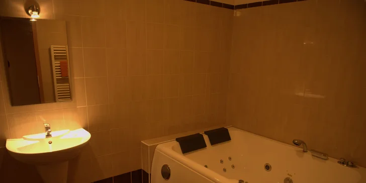 2–3 dny na Jižní Moravě: Večeře ve vinném sklípku, pokoje i apartmány
