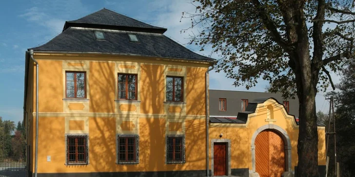 Kouzelný pobyt na bývalé faře na Vysočině: wellness, all inclusive i kola