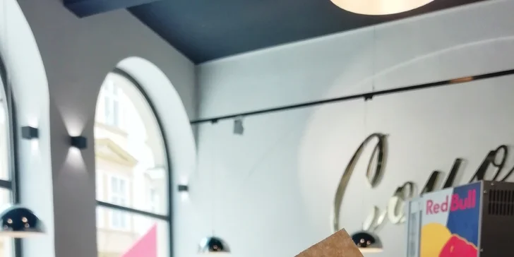 Burger menu s 200 g masa a hranolky: 5 druhů s hovězím, jalapeños i slaninou