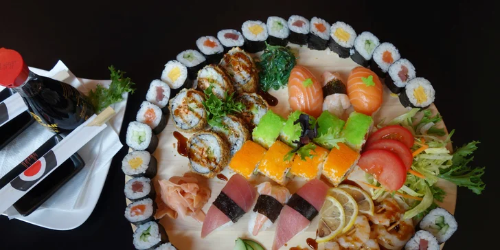 Sushi sety v OC Olympia: 20 nebo 58 kusů s tuňákem, avokádem i krevetami