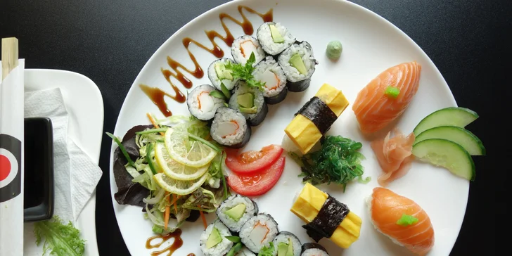 Sushi sety v OC Olympia: 20 nebo 58 kusů s tuňákem, avokádem i krevetami