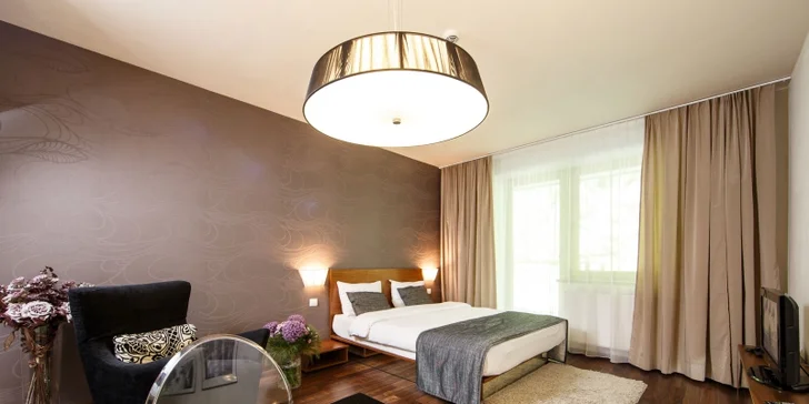 Relax na úpatí Nízkých Tater: neomezený vstup do wellness a výborné jídlo