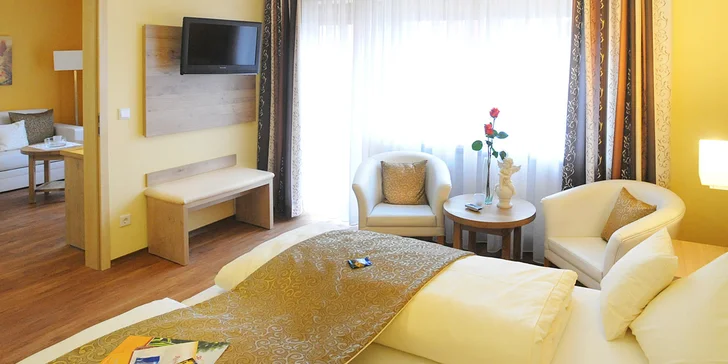 Vydejte se do Bavorského lesa. Hotel Rösslwirt je ideálním cílem pro páry i rodiny. 