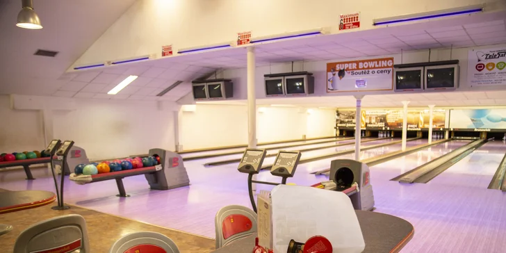 Zasportujte si: hodina minigolfu, bowlingu či badmintonu v S-centru Děčín