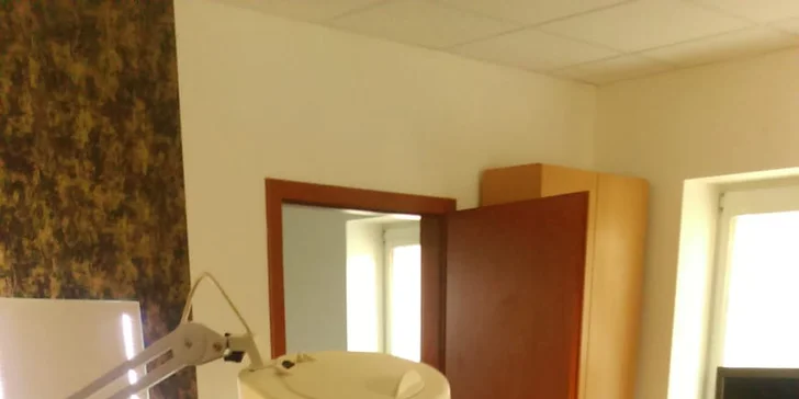 Non-stop krásná: permanentní make-up obočí, očních linek nebo rtů
