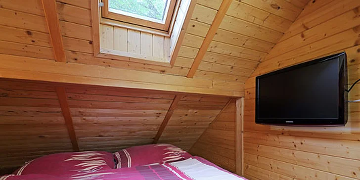 Luxusní odpočinek v moderní wellness chatě v Beskydech pro 6 osob