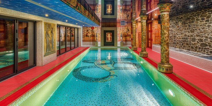Antické lázně s privátní saunou pro 2 osoby vč. vstupu do slaného bazénu
