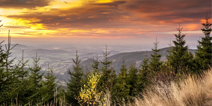 Luxusní odpočinek v moderní wellness chatě v Beskydech pro 8 osob