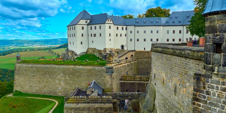 Vlakem na výlet: skalní pevnost Königstein, turistika i plavba lodí po Labi
