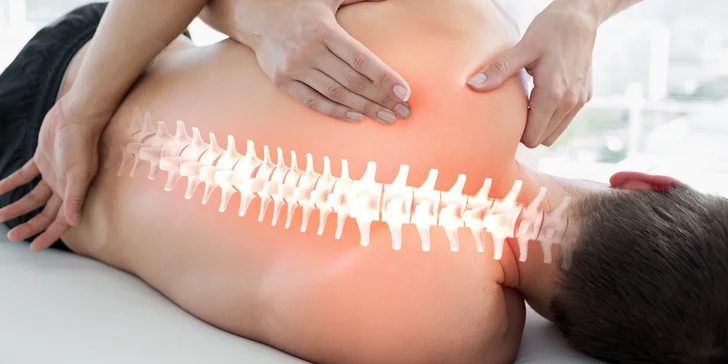 Čokoládová nebo medová masáž včetně zábalu a peelingu či Breussova masáž: 1–5 vstupů