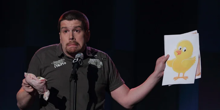 Bavte se a přispějte na dobrou věc: Speciální stand-up Humorem pomáháme