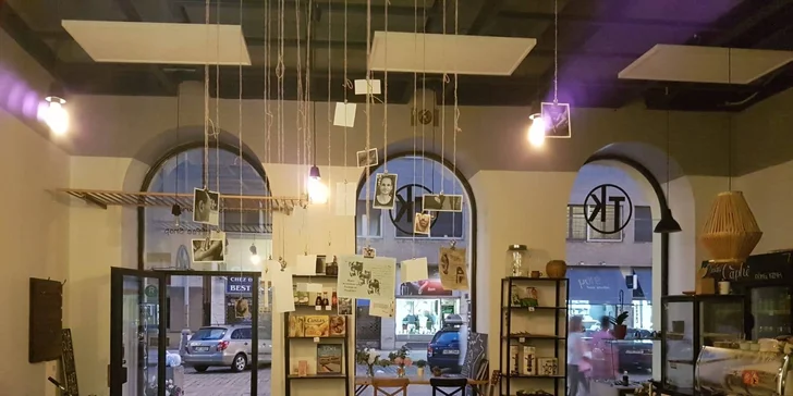 Vietnamský salát a domácí limonáda podle výběru v centru Prahy pro 1 či 2