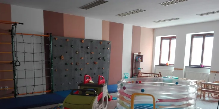 Kdo si hraje, nezlobí: 3hodinový vstup do dětské herničky pro malé i velké