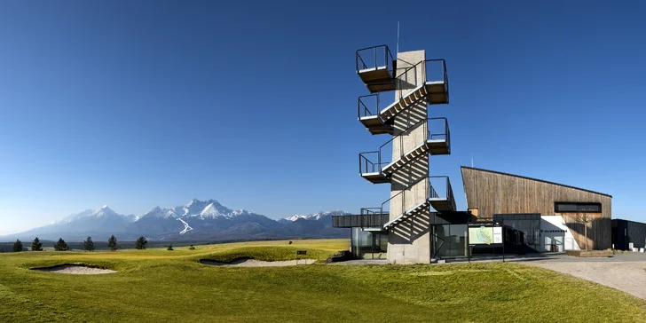 Priamo v areáli sa nachádza rozhľadňa Golf Tower, z ktorej budete mať nádherný výhľad na Tatry
