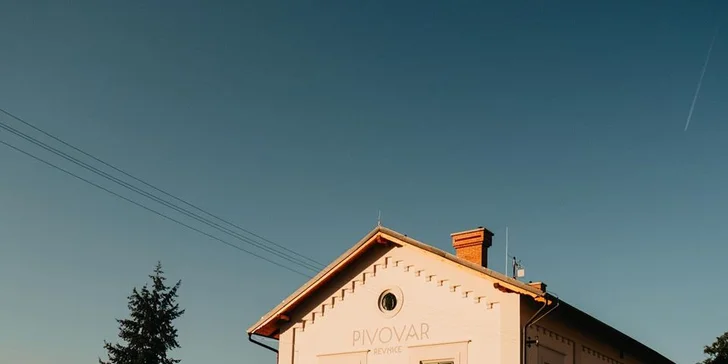 Cca 200 metrov od hotela je pivovar.