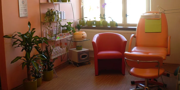 Medicinální pedikúru provádí speciálně vyškolená zdravotní sestra.