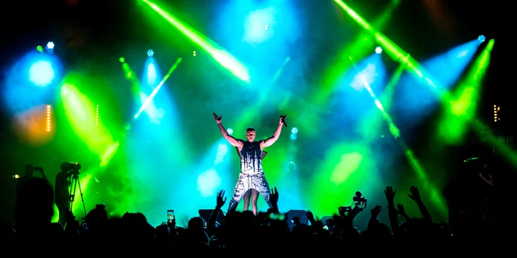 7. ročník oblíbeného festivalu vám opět přinese hvězdy, jejichž písničky se vám určitě i po letech zase rychle vynoří z hlubin paměti. 