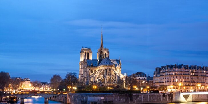 Silvestrovský výlet do kouzelné Paříže na otočku vč. sektu do páru