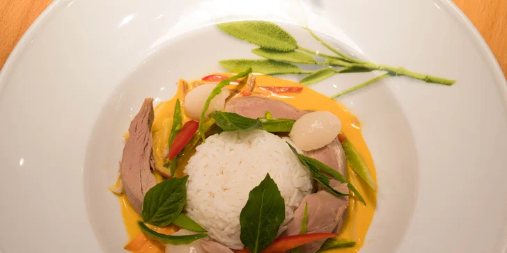 Snadné vaření: recept i suroviny k vám domů, jídlo podle výběru, až 12 porcí