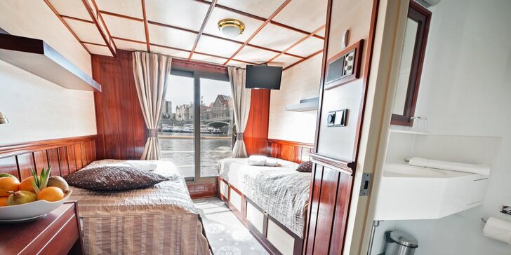 3denní romantický pobyt s polopenzí na palubě lodi v centru Prahy