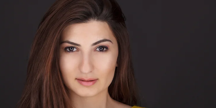 Ateliérové focení business headshotů a portrétu pro jednoho