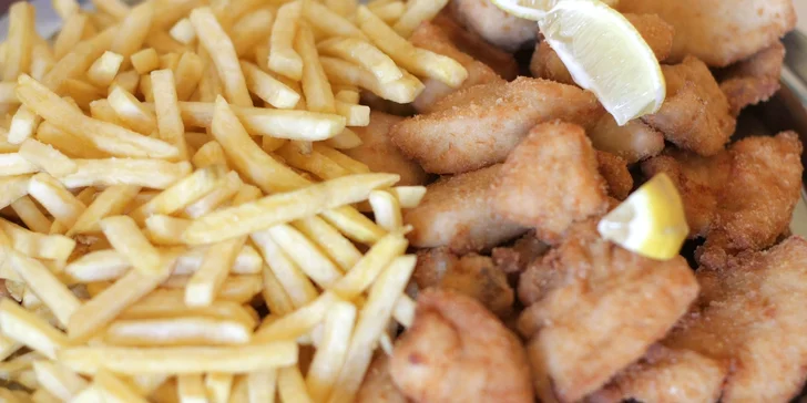800 či 1500 g kuřecích miniřízečků, hranolky a hodina bowlingu k tomu